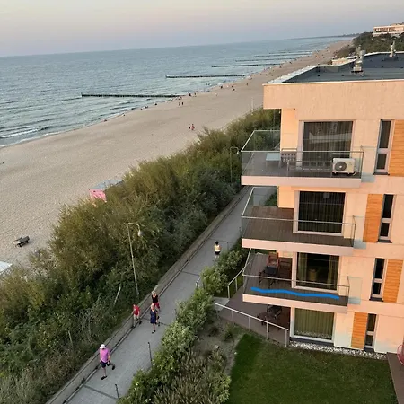 아파트 Przy Plazy 9 미엘노