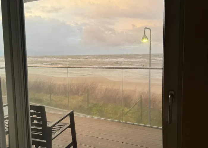 아파트 Przy Plazy 9 미엘노